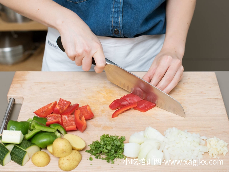 巴尔干肉糜火腿佐烤蔬菜【制作方式】